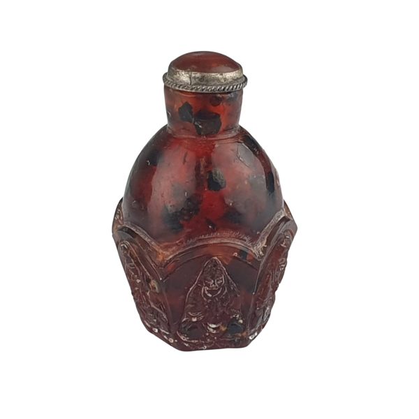 Antique Chinese carved amber snuff bottle